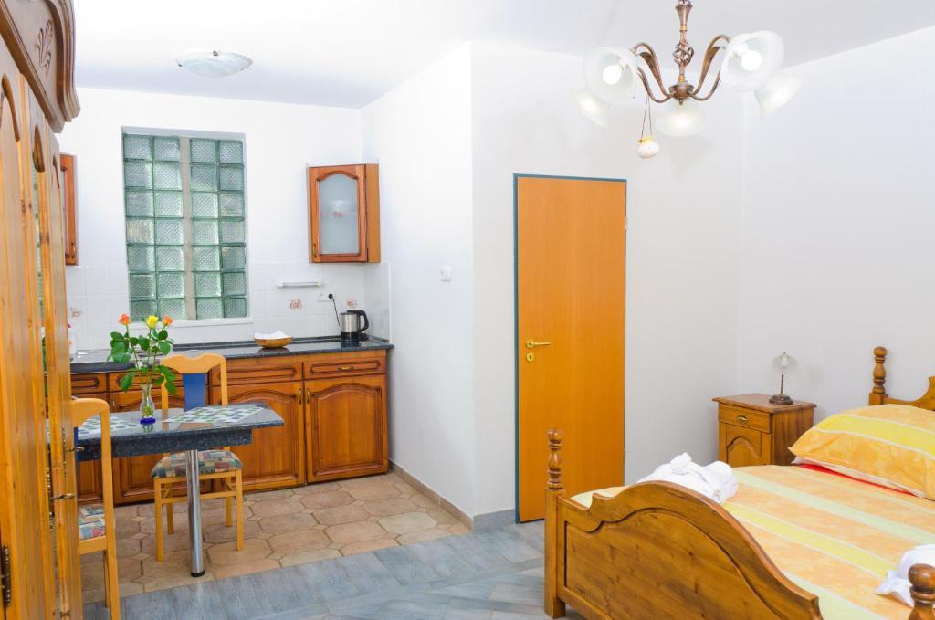 Samson Apartment ไฮจ์ดุสโซบอสโล ภายนอก รูปภาพ